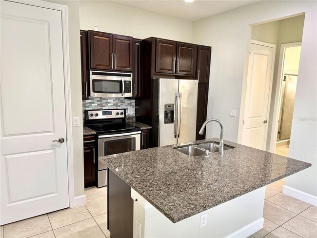 Building Photo - 13796 Eliot Avenue