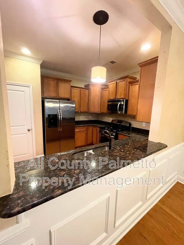 Building Photo - 3639 Bagley Dr