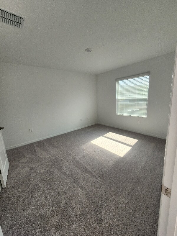 Building Photo - 208 Acorn Rd