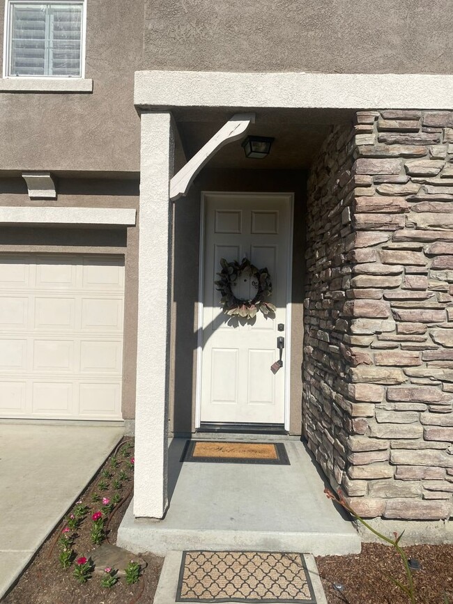 Building Photo - Gated AVALON--