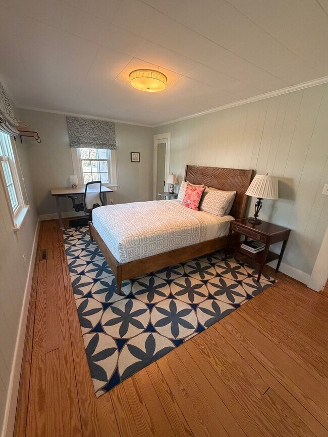 Building Photo - 3BR Beach House on 44th Street