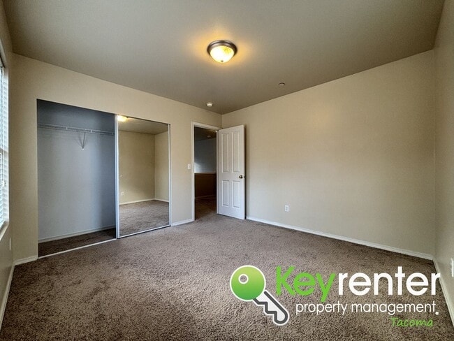 Building Photo - Spacious 4-Bedroom, 2.5 Bath Dupont Rental 5 Minutes from JBLM – Over 2,600 Sq Ft of Comfort