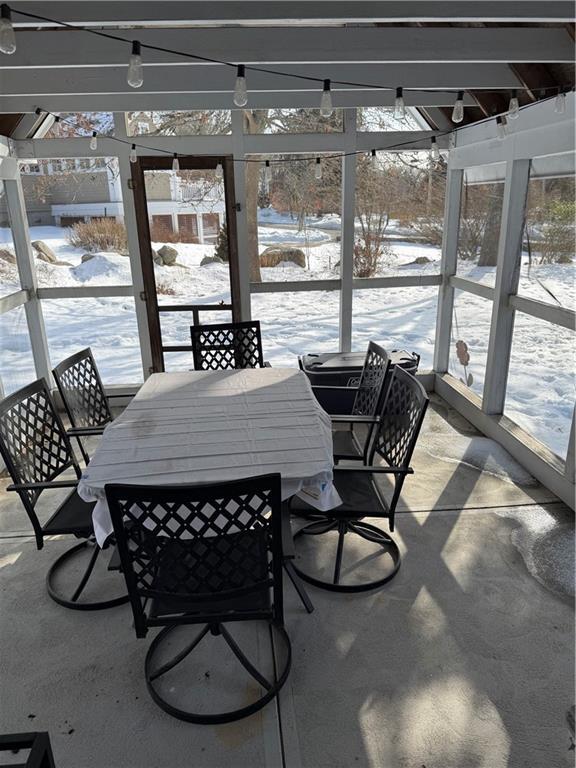 Building Photo - 630 Green Hill Beach Rd