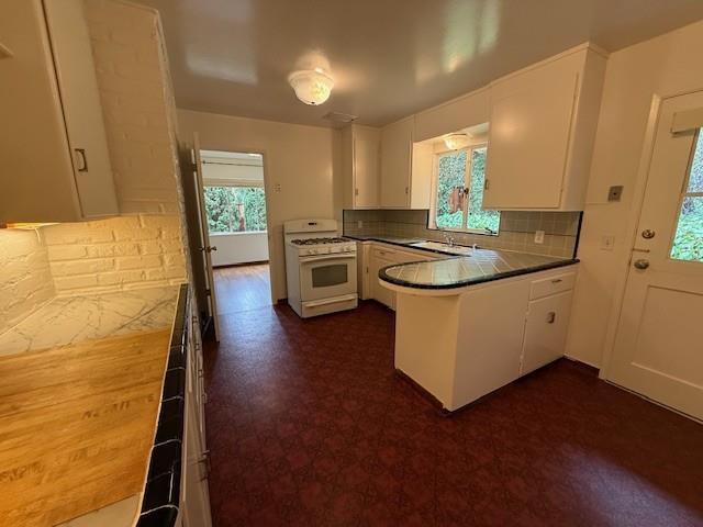 Building Photo - 180 N Balsamina Way