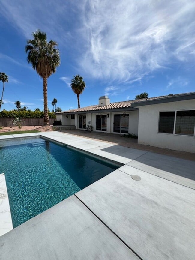 Building Photo - Welcome to your Palm Springs Retreat!