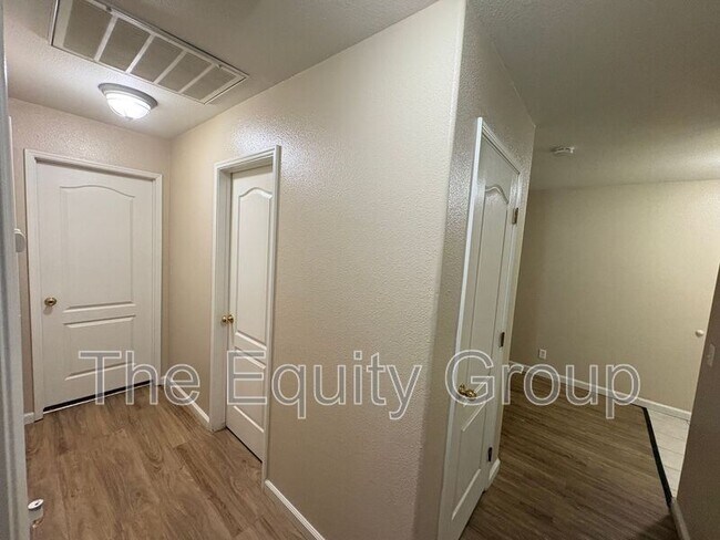 Building Photo - 3832 W Sweet Ave