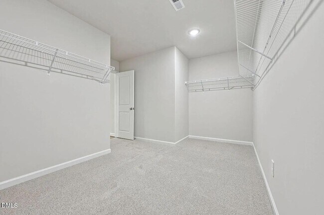 Building Photo - 744 Red River Dr