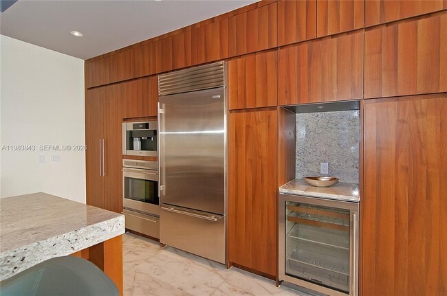 Building Photo - 9705 Collins Ave