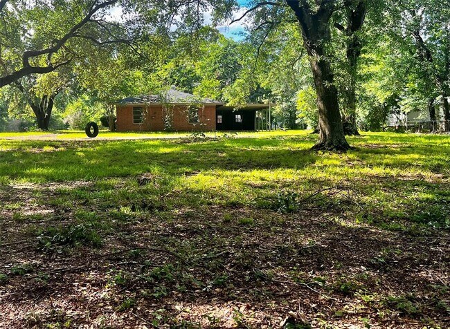 Building Photo - 29720 Shady Brook Ln
