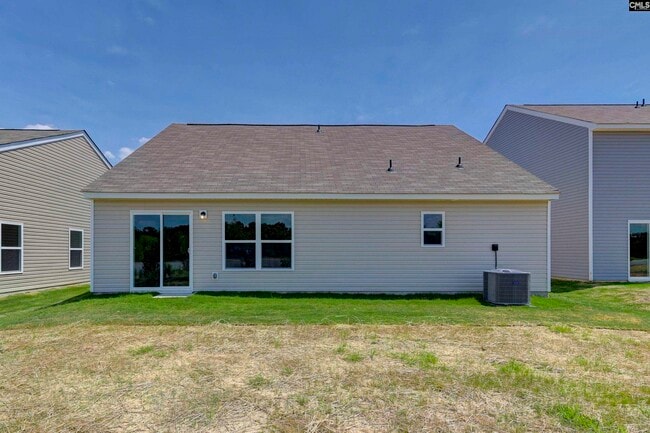 Building Photo - 807 Red Berry Ln