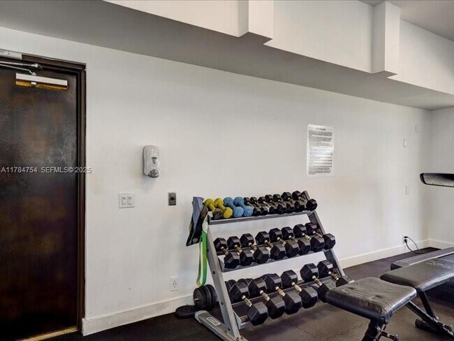 Building Photo - 9499 Collins Ave