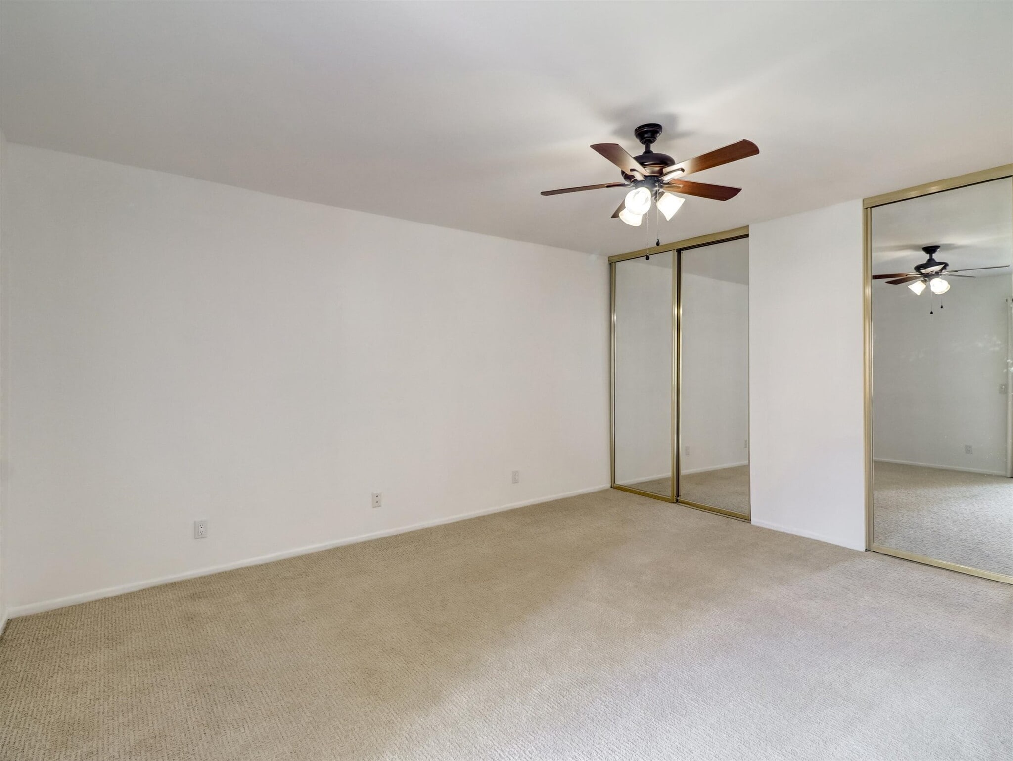 Building Photo - 1490 S Camino Real