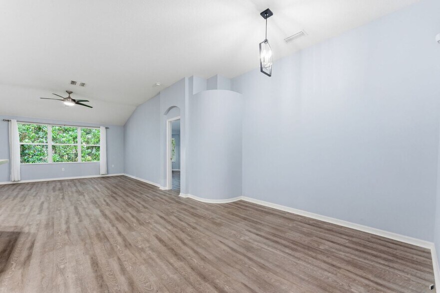 Building Photo - 6125 Gannetwood Pl