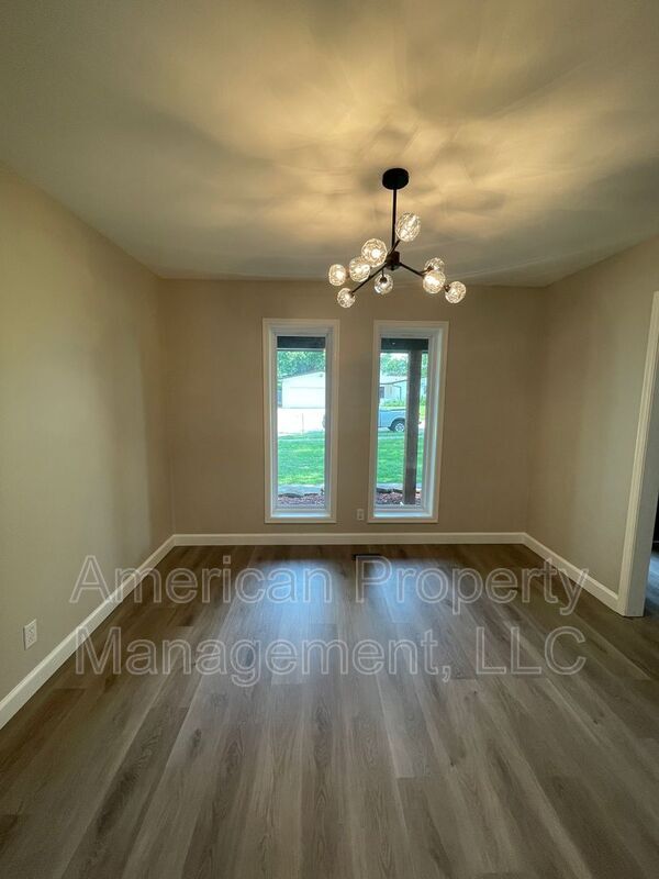 Building Photo - 7526 E 55th Pl