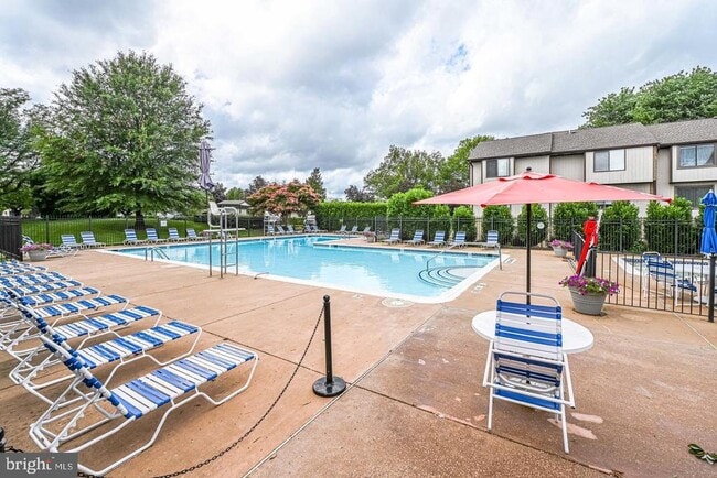 Building Photo - 1805 Westwind Way