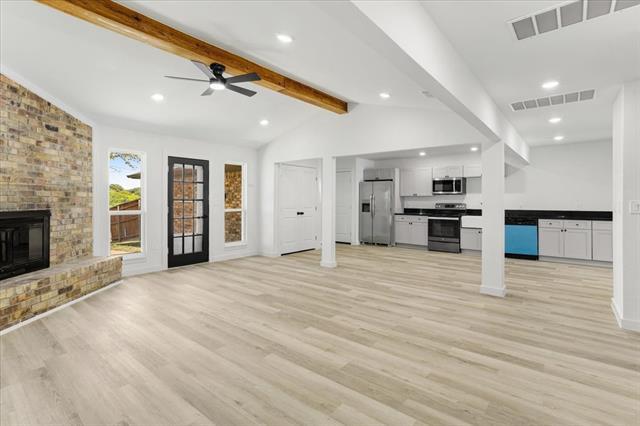 Building Photo - 2149 Willow Pl