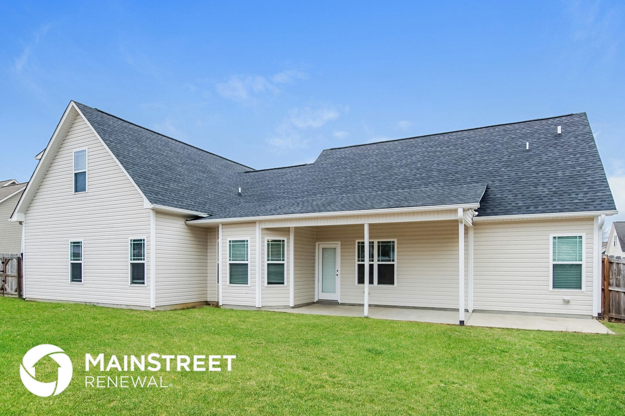 Building Photo - 140 Telesto Cir