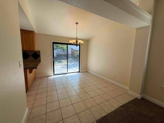 Building Photo - 3 Bed Antelope Home Close to Schools