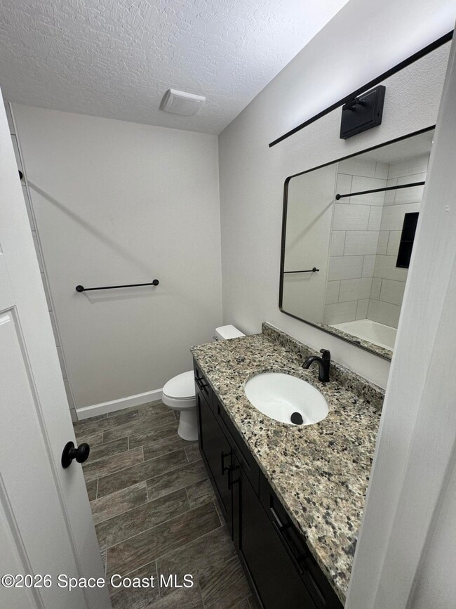 Building Photo - 540 Elliott Dr