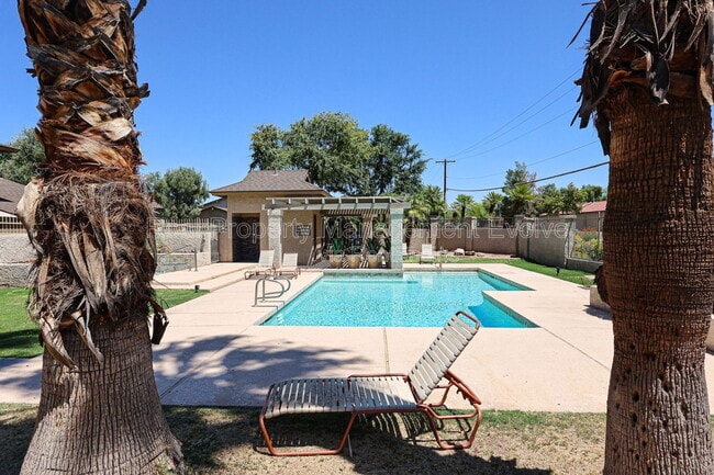 Building Photo - 8531 E Belleview St