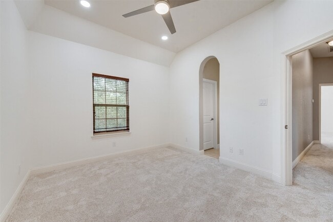 Building Photo - 1105 Haven Cir