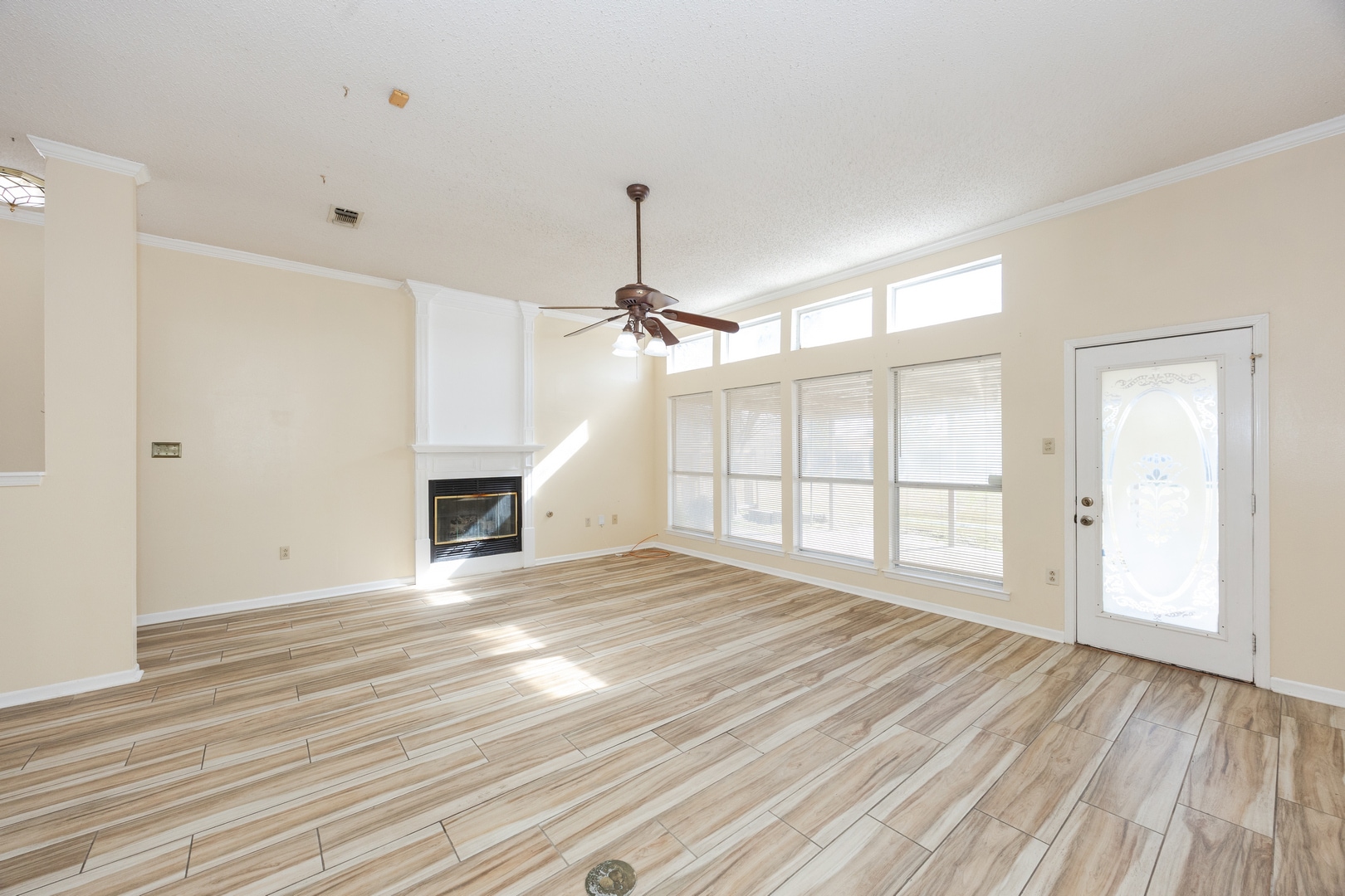 Building Photo - 13442 S Fairview Ave