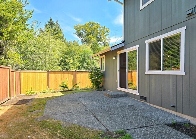 Building Photo - 12013 1st Pl SE