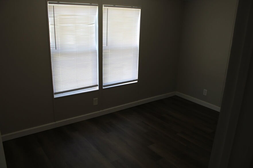 Building Photo - 2114 NC-108