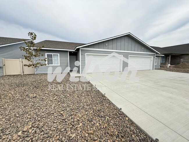 Primary Photo - 2507-2509 S 47th Ave