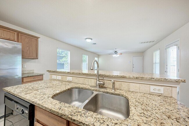 Building Photo - 1508 Big Bend Dr