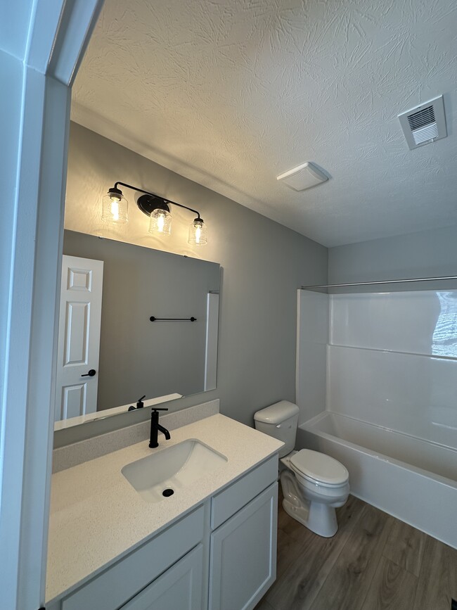 Building Photo - 17458 Ebling Trl