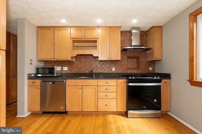 Building Photo - 1126 Riva Ridge Dr