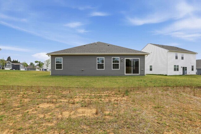 Building Photo - Welcome Home to This Beautiful 4-Bedroom Ranch-Style Gem