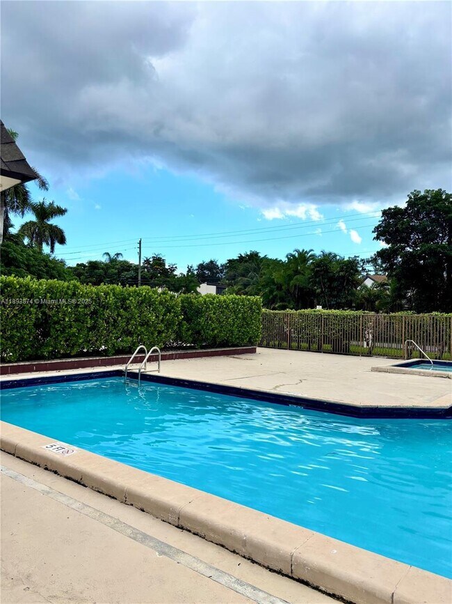 Building Photo - 8475 SW 94th St