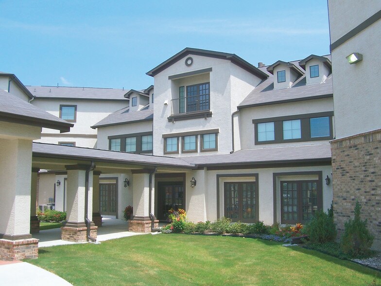 Building Photo - Lindbergh Parc