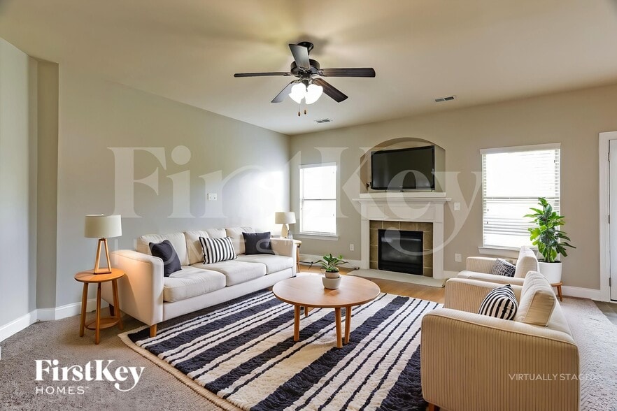 Building Photo - 444 Blackberry Blvd