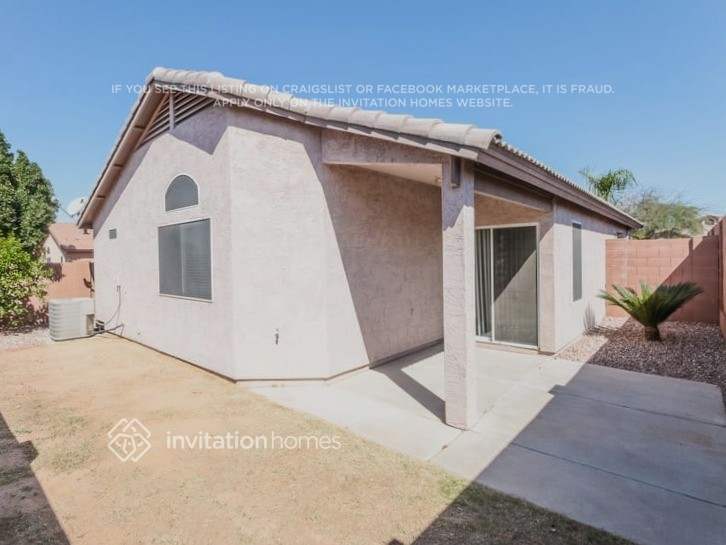 Building Photo - 6551 E Auburn St