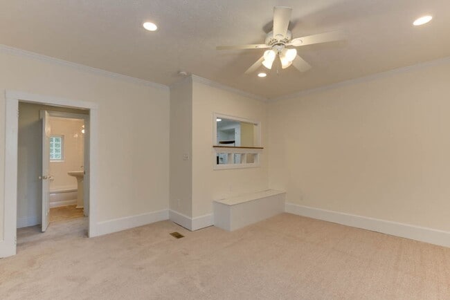 Building Photo - 1302 Dare Rd