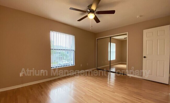 Building Photo - 6262 Yorktown Dr