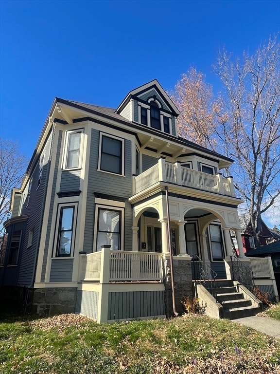 Building Photo - 11 Montague St