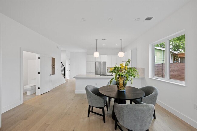 Building Photo - 3614 Abbate Cir
