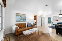 Building Photo - 202 Woodcreek Dr