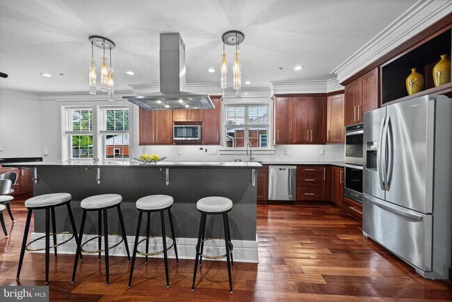 Building Photo - 9715 Singleton Dr