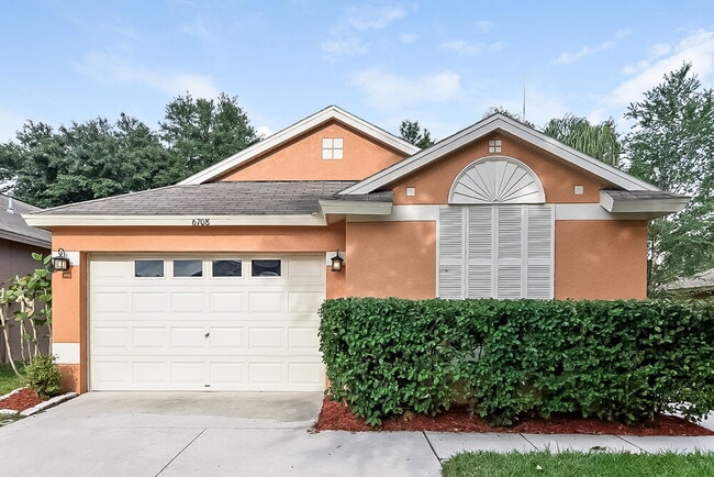 Building Photo - 6708 Summer Haven Dr