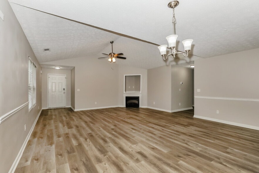Building Photo - 10976 Big Sky Dr
