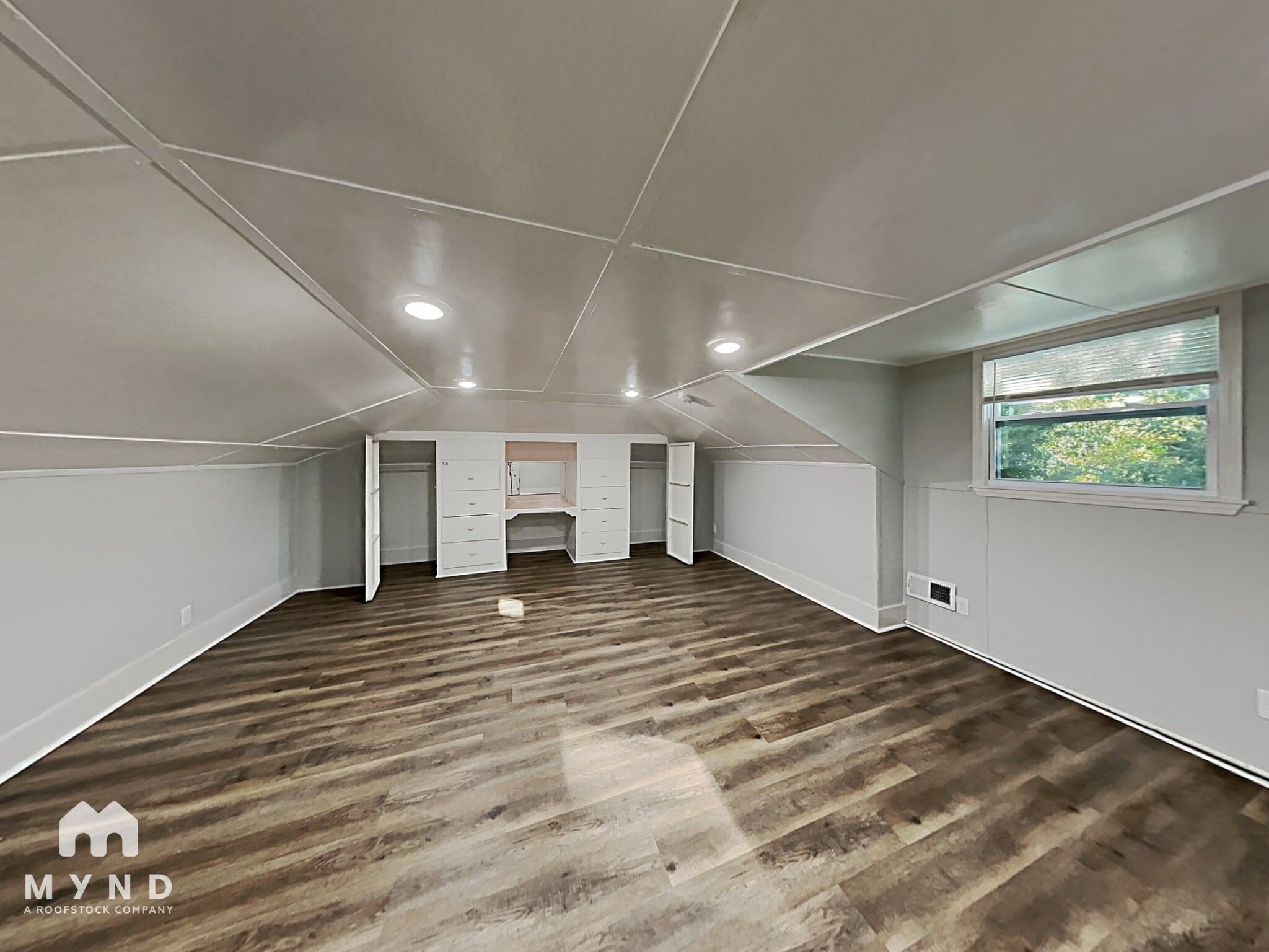 Building Photo - 2653 Randall St