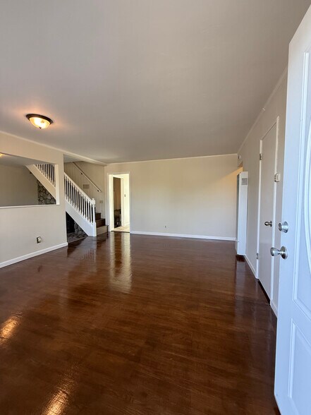 Building Photo - 223 Mendocino St