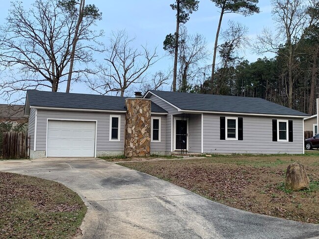 Building Photo - 3731 Pine Ridge Ct