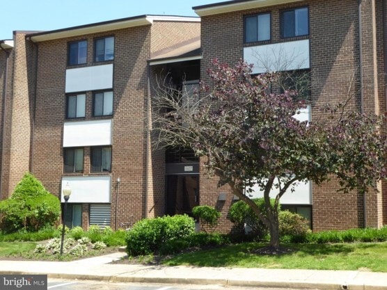 Primary Photo - 1427 Northgate Sq