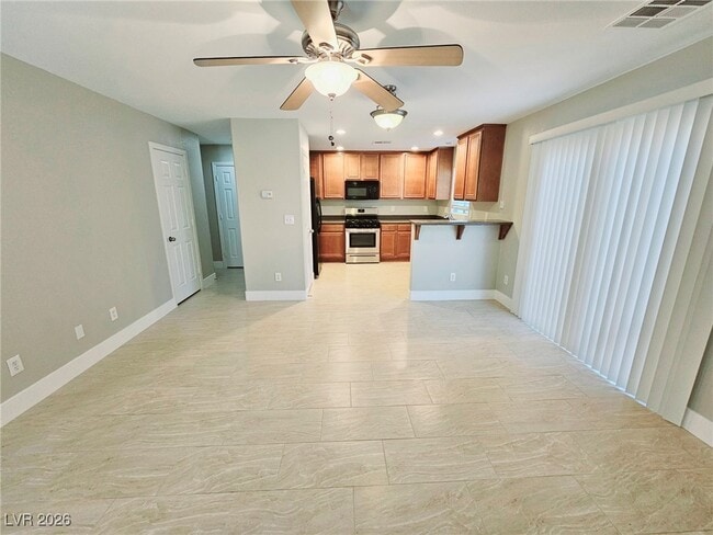 Building Photo - 8224 Time Machine Ave